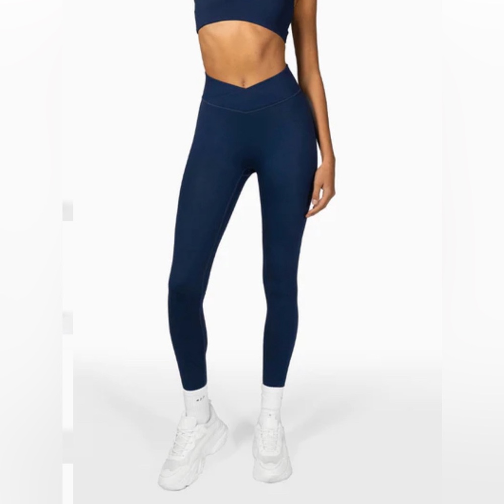 437 leggings